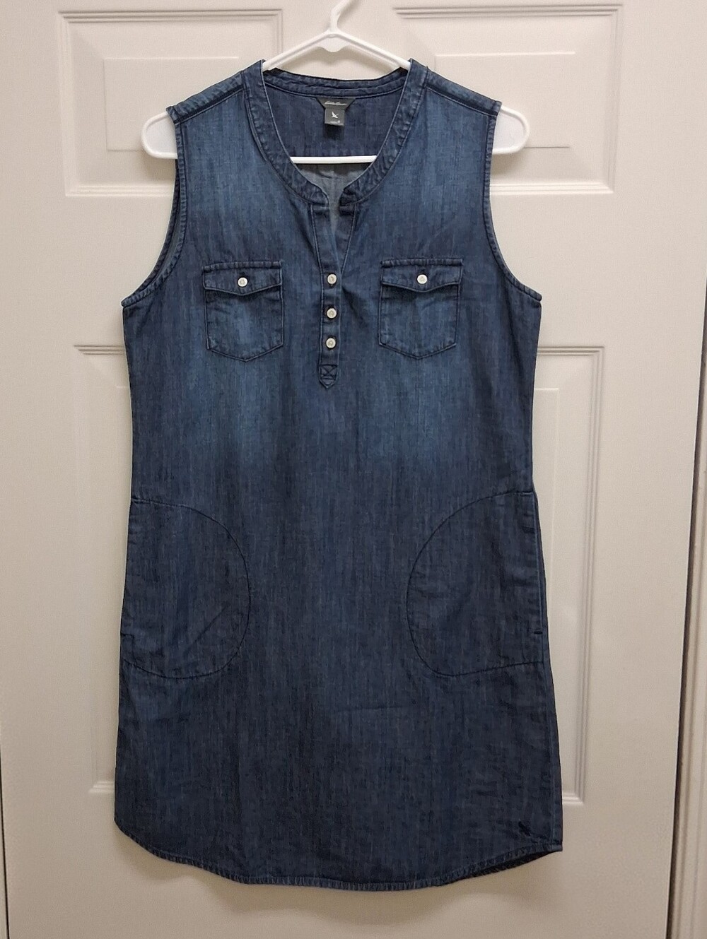 Eddie Bauer Denim Henley Shift Dress Size 8 Pockets Utility Preppy Western